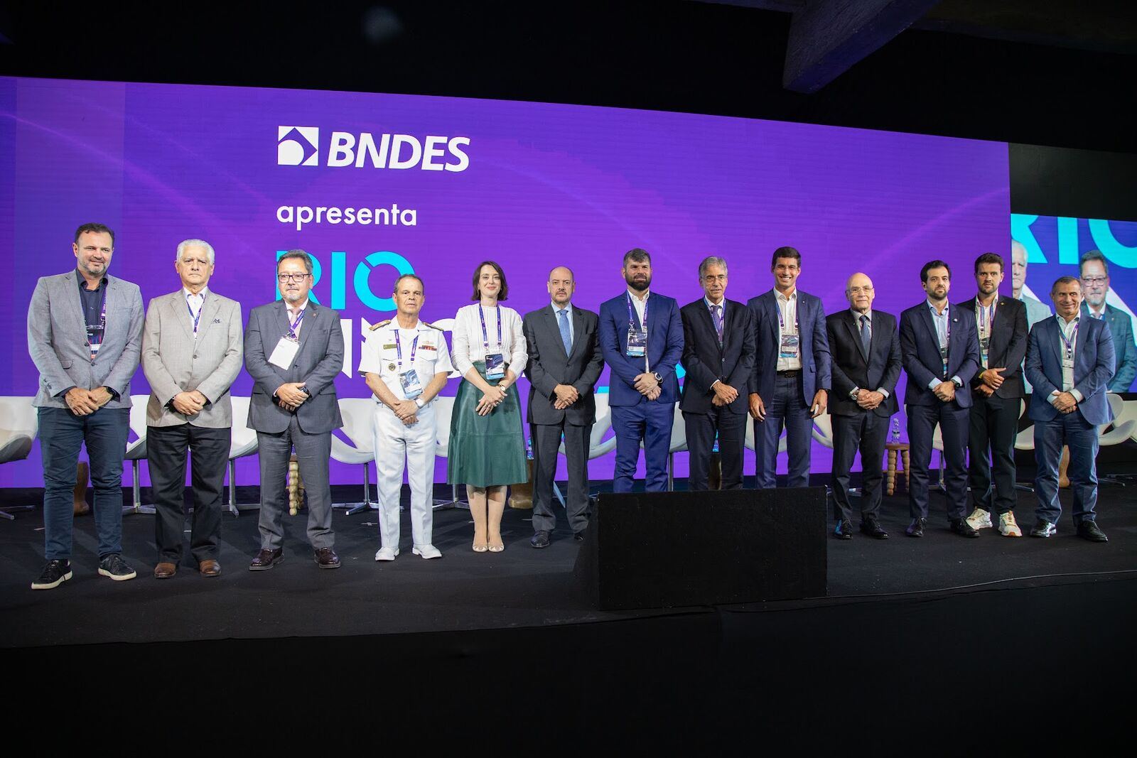 Dignitaries on stage at the RIW 2026 opening, presented by BNDES